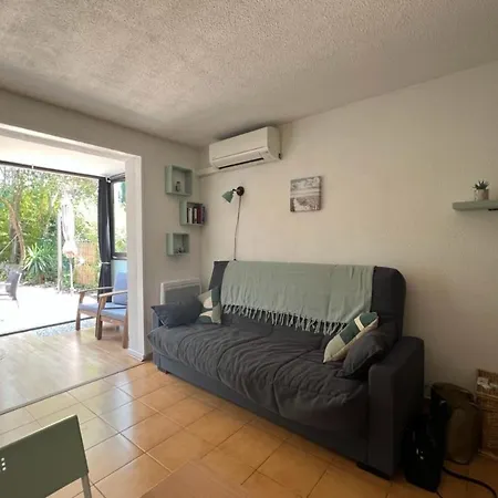 Le Tinhare - With Garden Near The Sea * La Ciotat