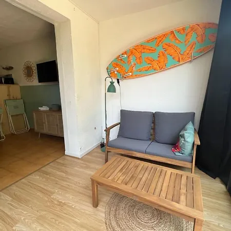 Апартаменты Le Tinhare - With Garden Near The Sea